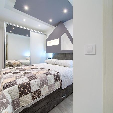 Luxury Vall Apartment Krk Town Eksteriør billede