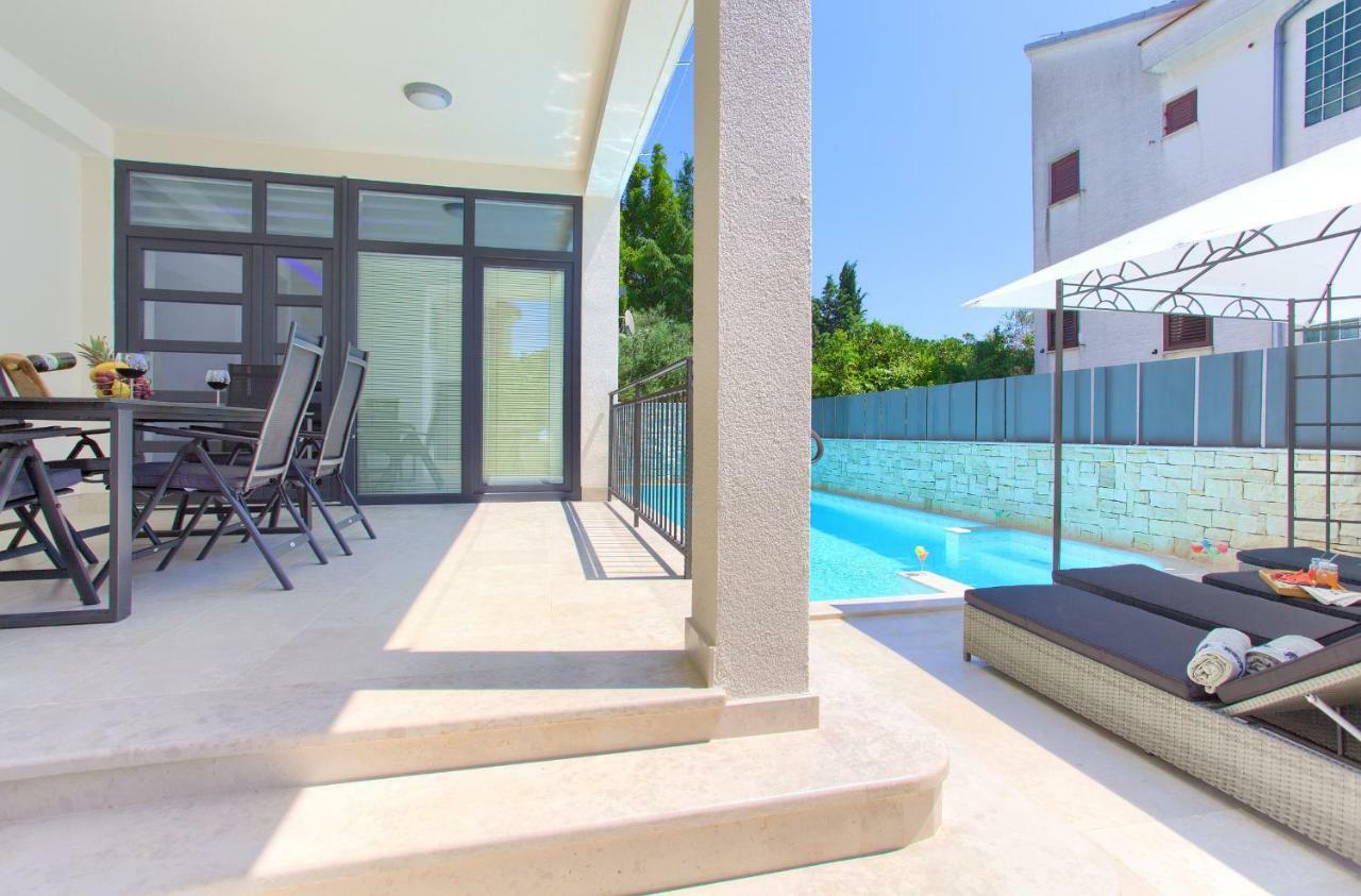 Luxury Vall Apartment Krk Town Eksteriør billede